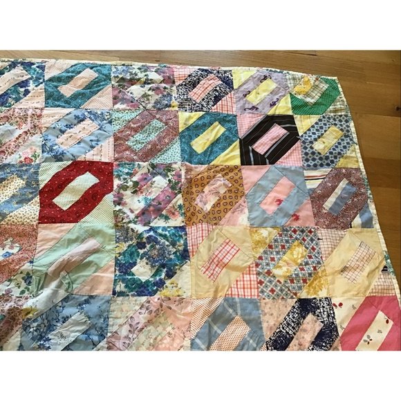 Vintage 5” Square Hand-sewn Quilt with Floral Back 67” X 77” - Picture 5 of 10